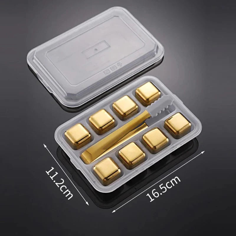 8 genanvendelige gyldne isterninger i rustfrit stål i form af spilleterninger