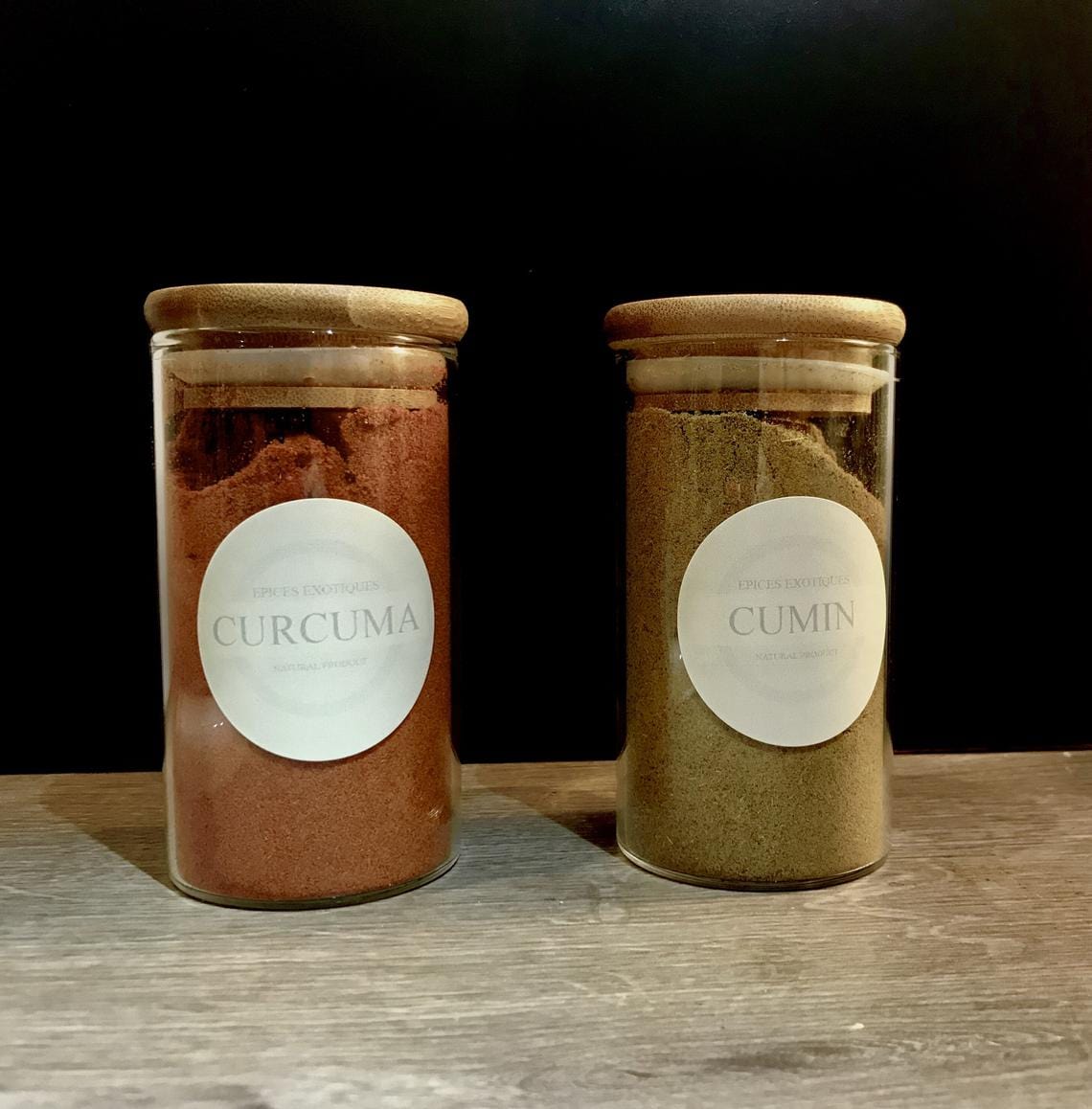 Glaskrukker med bambuslåg