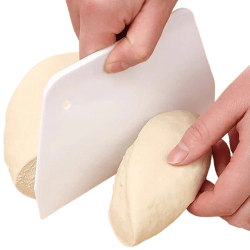 Multifunktionel dejskærer til brød og kager