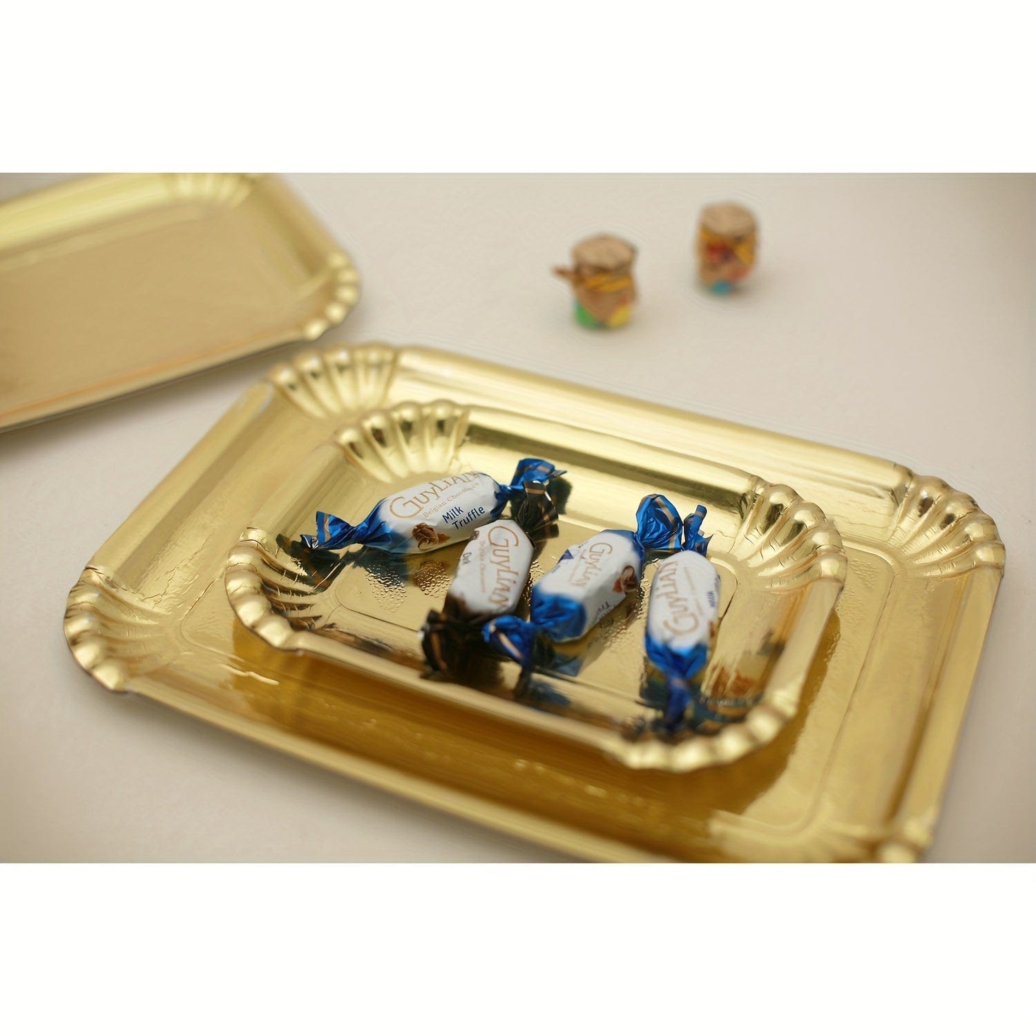 Sæt med 10 guld rektangulære kagebakker, engangs papbakker, fedttætte kagebunde, dessertbakker, kagedekorationer til fester og bryllupper