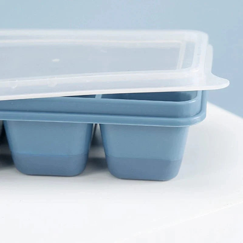 Isterningeform af plast med låg - sæt med 3 MULTI