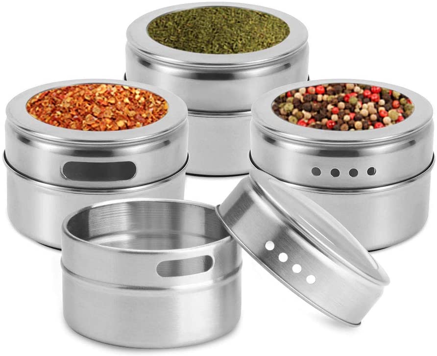 Opbevaringsglas i metal til krydderier og formalede fødevarer