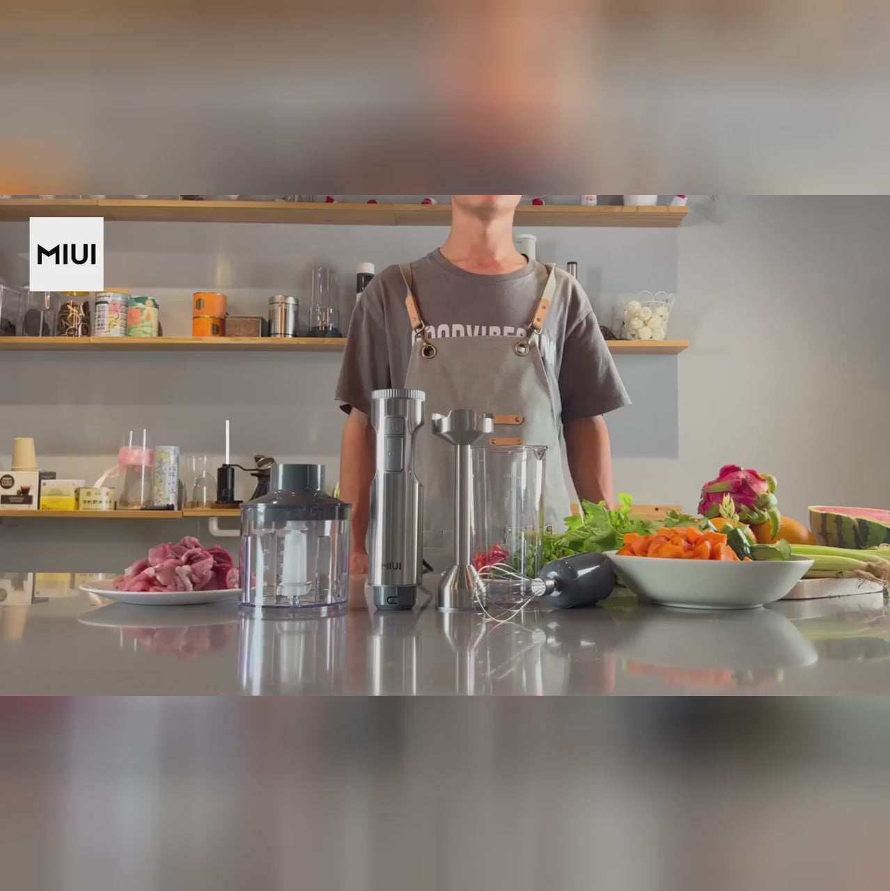 Kraftfuld stavblender med 14 hastigheder